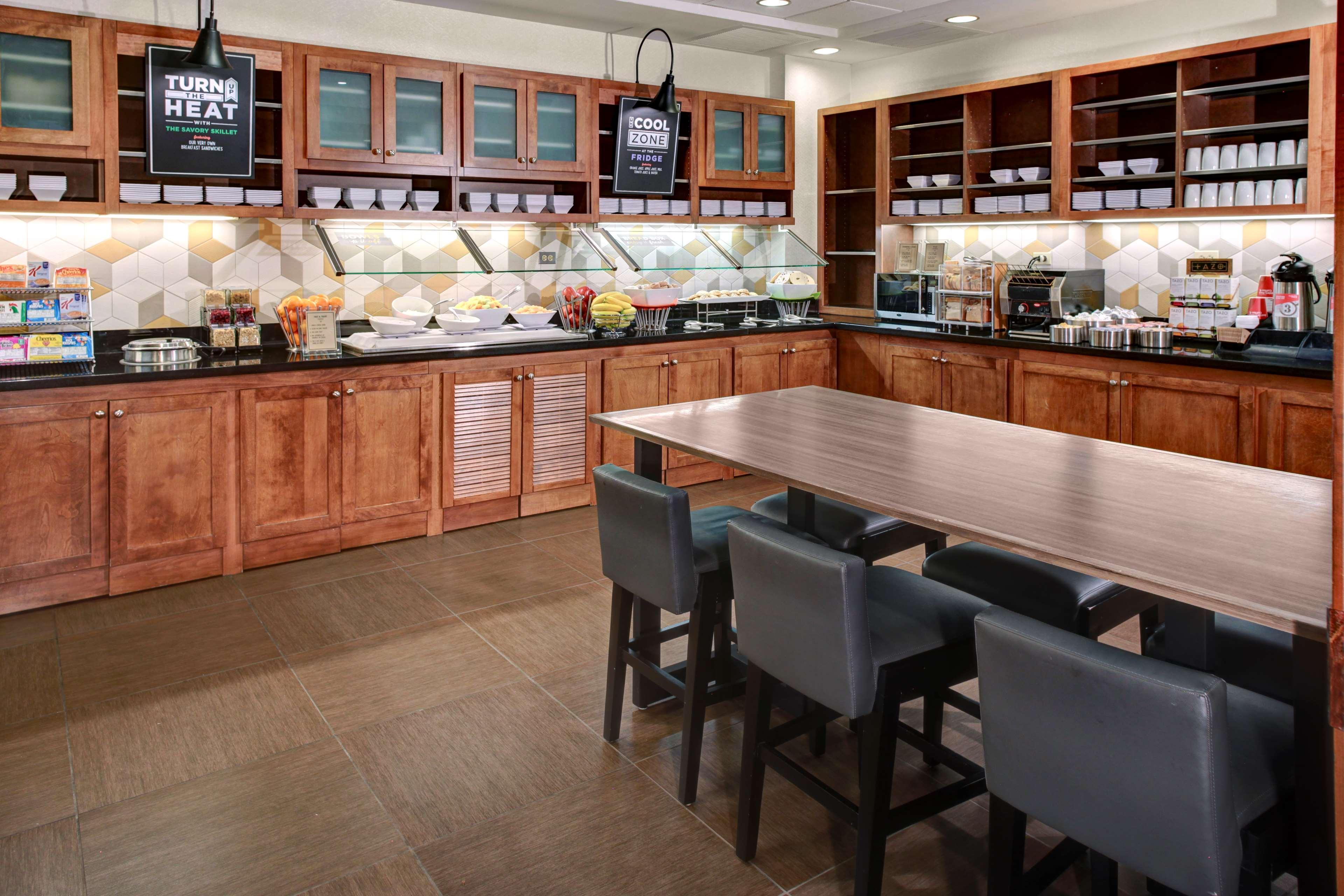 Hyatt Place Albuquerque Airport Εξωτερικό φωτογραφία