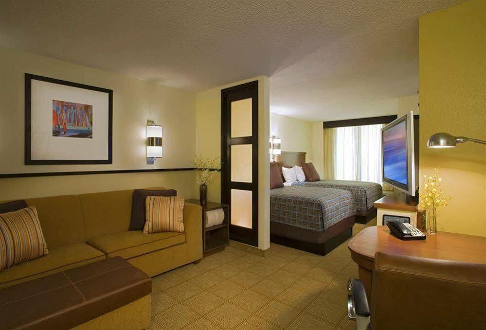 Hyatt Place Albuquerque Airport Εξωτερικό φωτογραφία